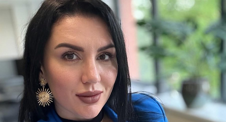 Razvedena, sama i umorna od Cekanja: Ljiljana (49) iz Crne Gore trazi muskarca za brak