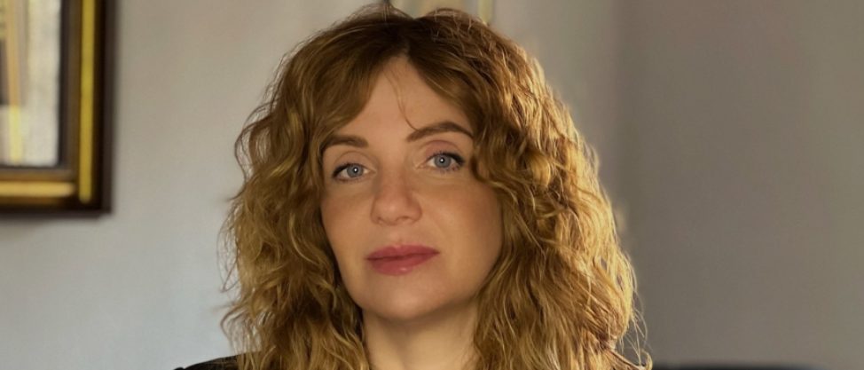 ANITA (45) MADJARICA IZ SRBIJE: NIKAD SE NISAM UDAVALA – DA LI ME SVI IZBEGAVAJU JER SAM MADJARICA?