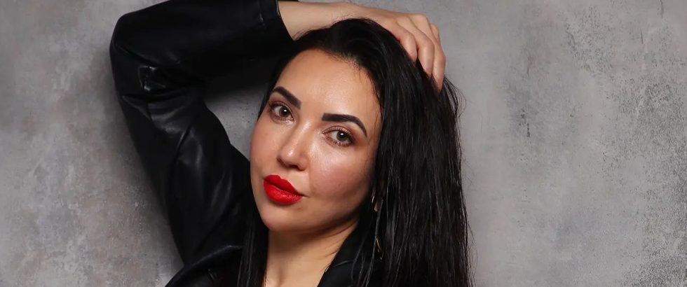 VERICA (46) iz Beča, svi me izbegavaju jer sam Romkinja, ali ja ne prestajem da verujem u ljubav