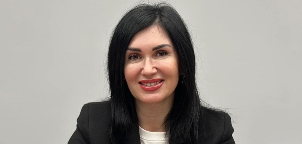 Radim u fabrici, vracam se u prazan stan i cutim. Dunja (42) spremna da rodim dete i prvi put javno trazim brak